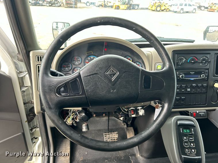 image for item EG1083 2012 International DuraStar 4300 utility / service truck