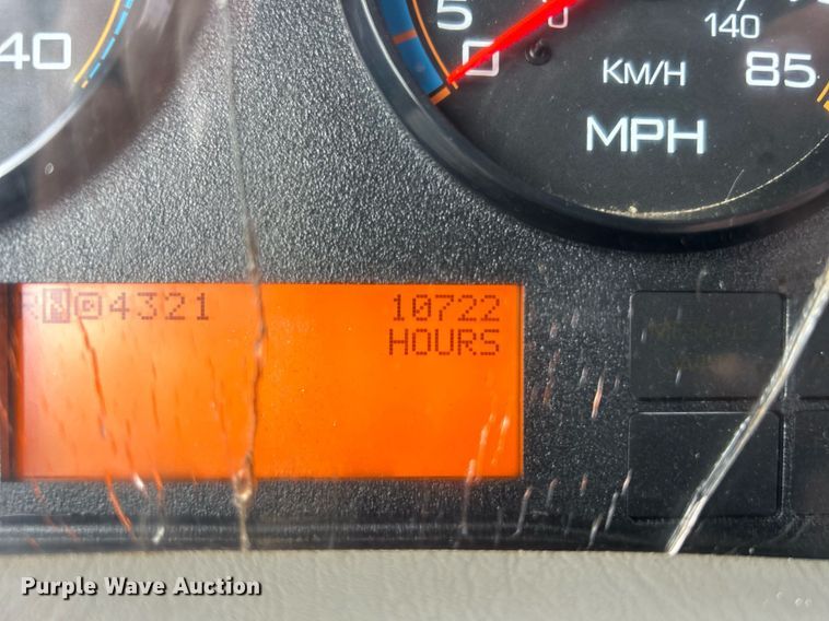 image for item EG1083 2012 International DuraStar 4300 utility / service truck