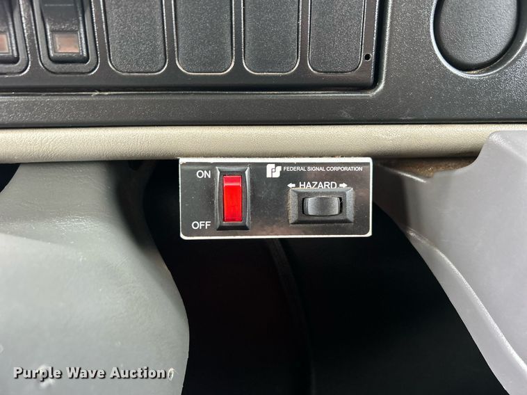 image for item EG1083 2012 International DuraStar 4300 utility / service truck