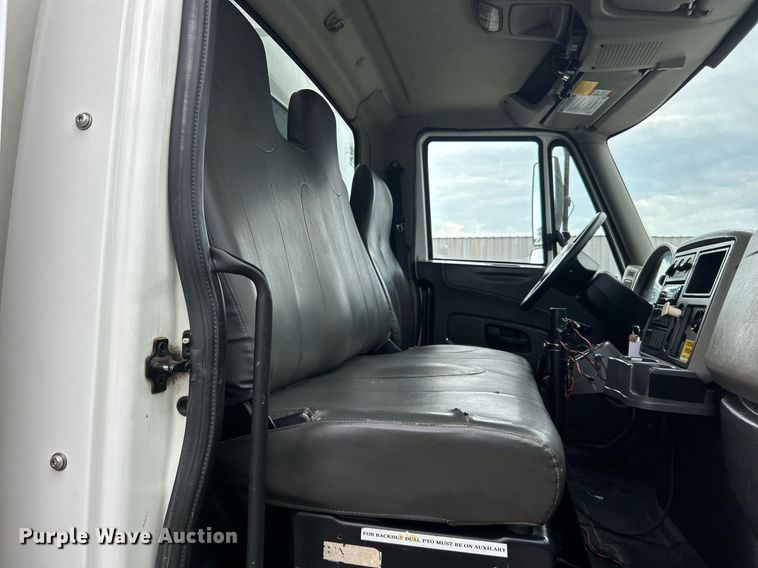 image for item EG1083 2012 International DuraStar 4300 utility / service truck