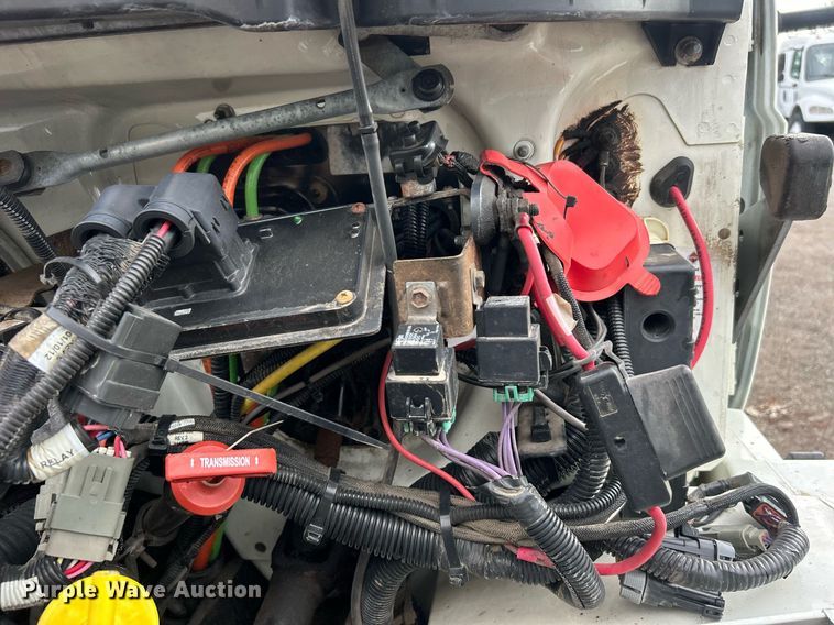 image for item EG1083 2012 International DuraStar 4300 utility / service truck