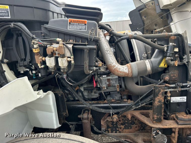 image for item EG1083 2012 International DuraStar 4300 utility / service truck