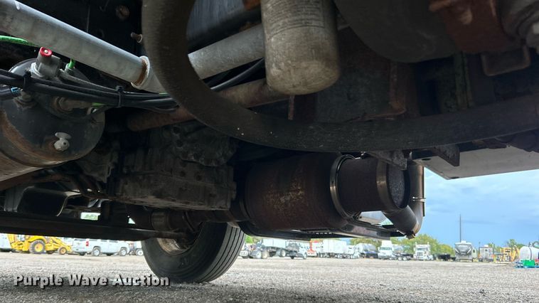 image for item EG1083 2012 International DuraStar 4300 utility / service truck