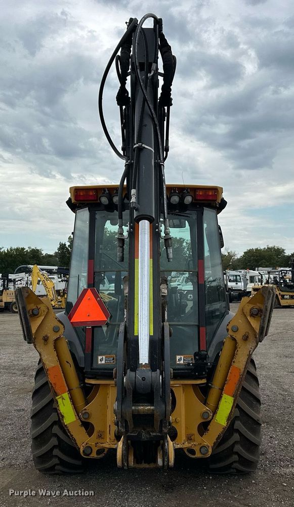 image for item EG1084 2014 John Deere  310SK backhoe