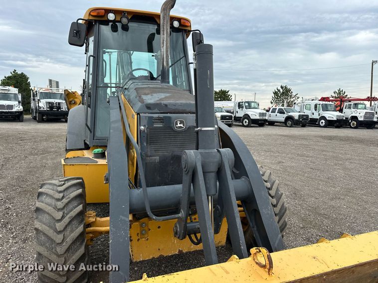 image for item EG1084 2014 John Deere  310SK backhoe