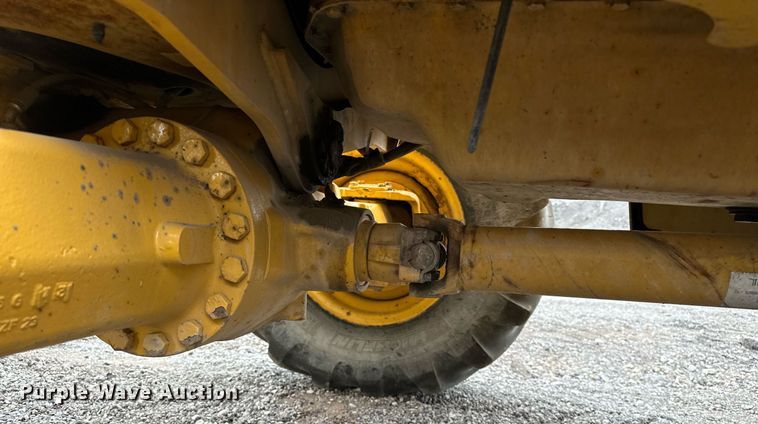 image for item EG1084 2014 John Deere  310SK backhoe