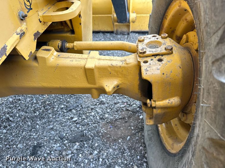 image for item EG1084 2014 John Deere  310SK backhoe