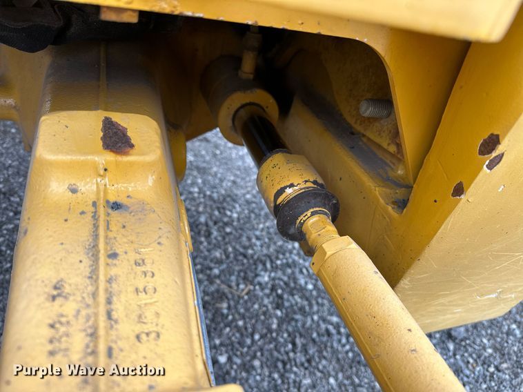 image for item EG1084 2014 John Deere  310SK backhoe