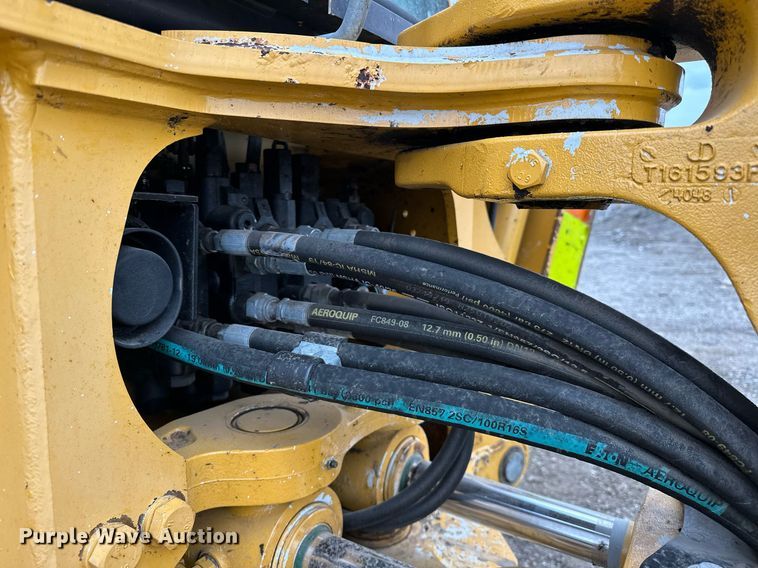 image for item EG1084 2014 John Deere  310SK backhoe