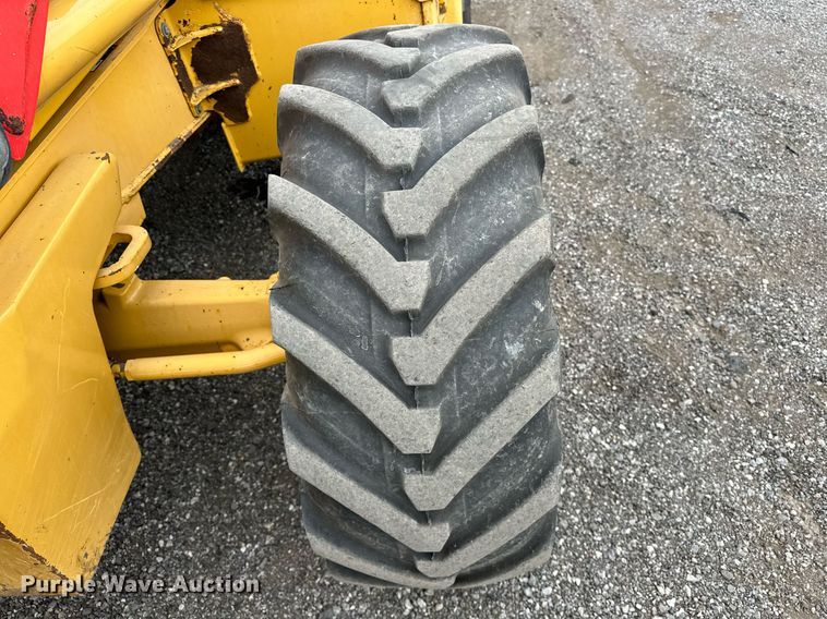 image for item EG1084 2014 John Deere  310SK backhoe