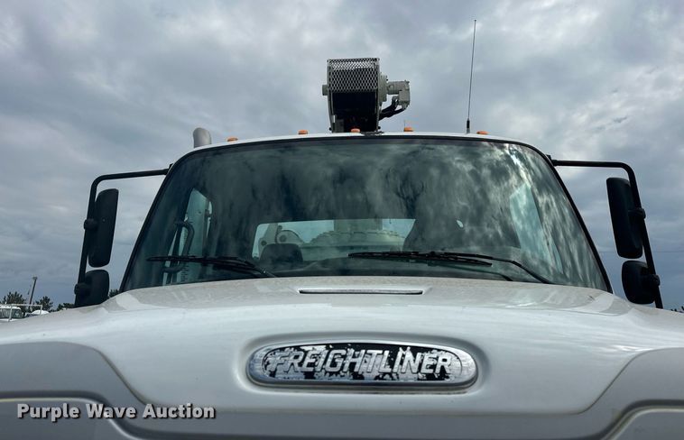 image for item EG1086 2012 Freightliner  Business Class M2 crane truck