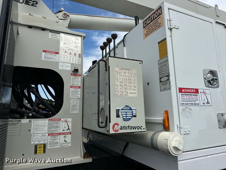 image for item EG1086 2012 Freightliner  Business Class M2 crane truck