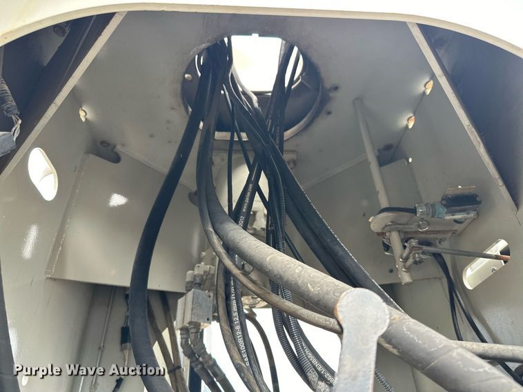 image for item EG1086 2012 Freightliner  Business Class M2 crane truck