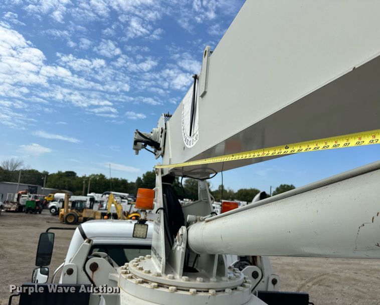 image for item EG1086 2012 Freightliner  Business Class M2 crane truck