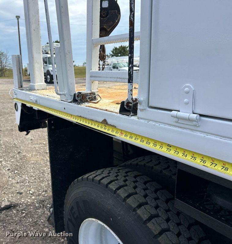 image for item EG1086 2012 Freightliner  Business Class M2 crane truck