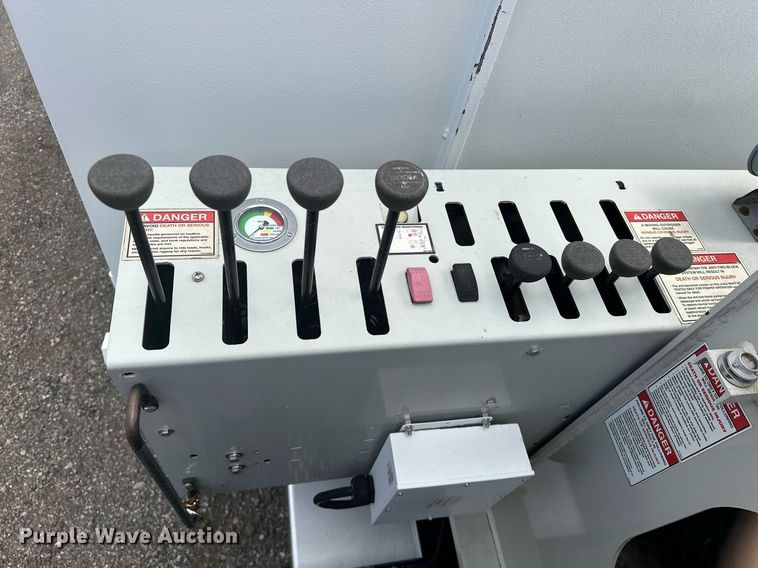 image for item EG1086 2012 Freightliner  Business Class M2 crane truck