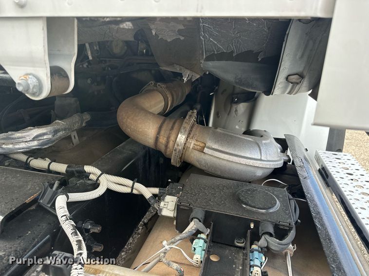 image for item EG1086 2012 Freightliner  Business Class M2 crane truck