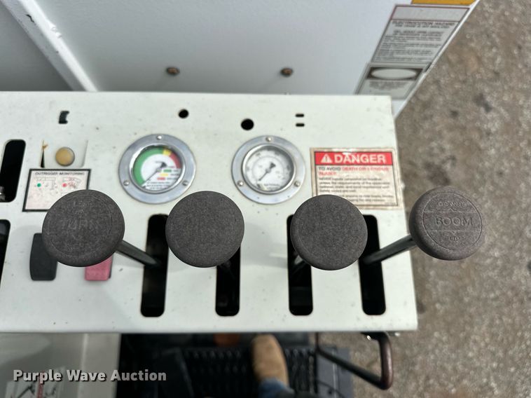 image for item EG1086 2012 Freightliner  Business Class M2 crane truck