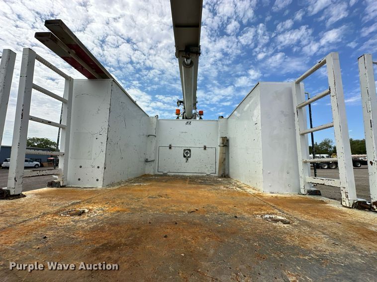 image for item EG1086 2012 Freightliner  Business Class M2 crane truck