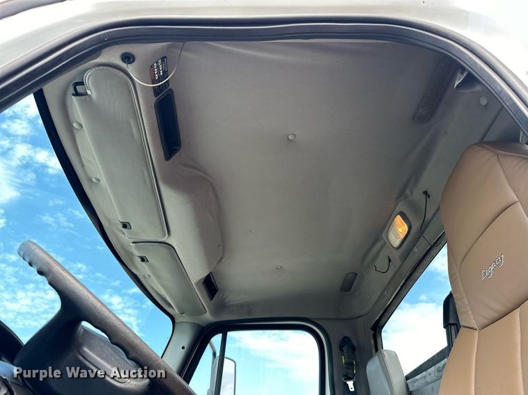 image for item EG1086 2012 Freightliner  Business Class M2 crane truck