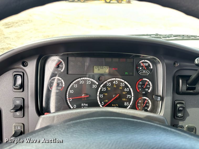 image for item EG1086 2012 Freightliner  Business Class M2 crane truck