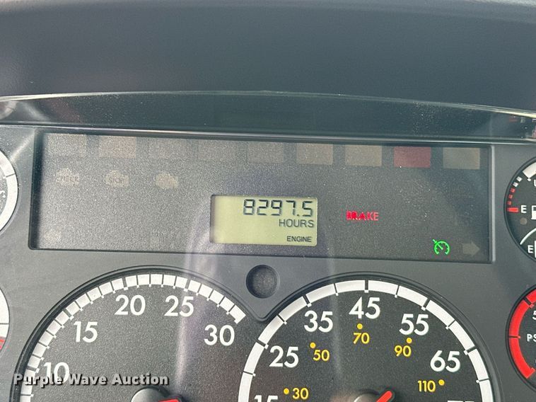 image for item EG1086 2012 Freightliner  Business Class M2 crane truck