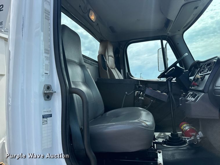 image for item EG1086 2012 Freightliner  Business Class M2 crane truck