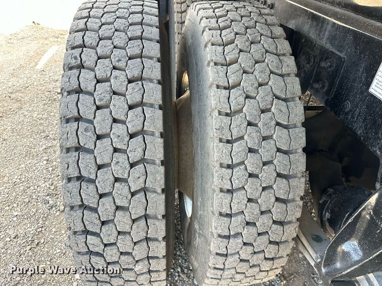 image for item EG1086 2012 Freightliner  Business Class M2 crane truck