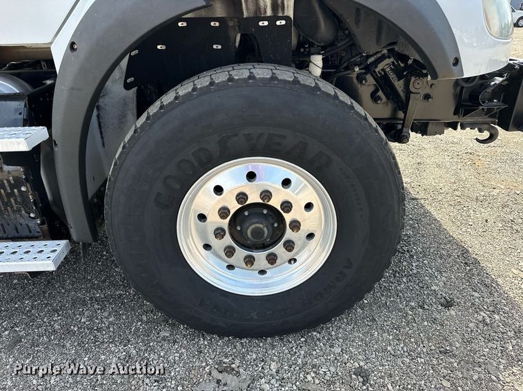 image for item EG1086 2012 Freightliner  Business Class M2 crane truck