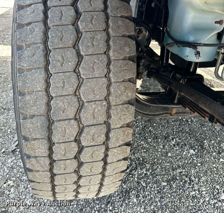 image for item EG1086 2012 Freightliner  Business Class M2 crane truck