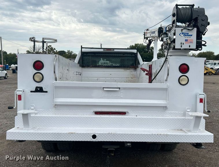 image for item EG1089 2011 Ford F450 Super Duty utility / service truck