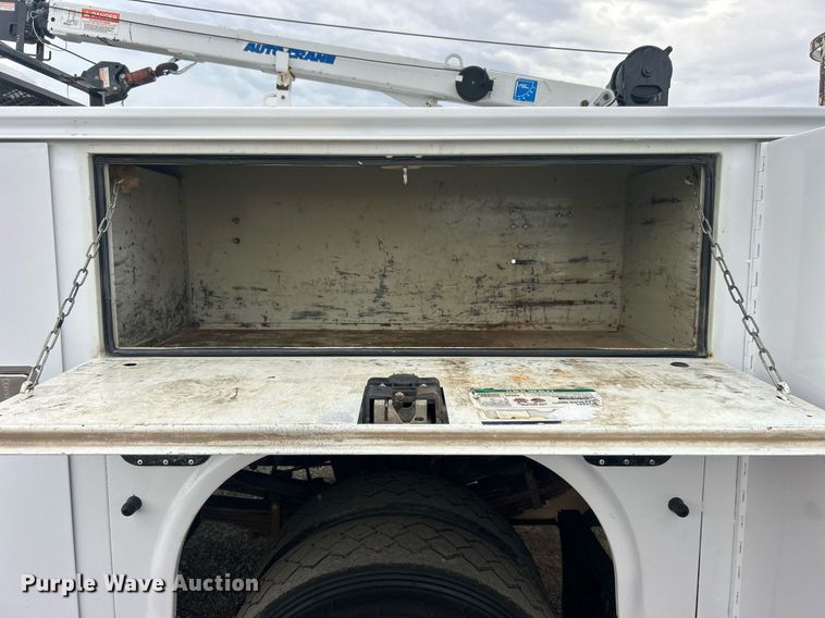 image for item EG1089 2011 Ford F450 Super Duty utility / service truck