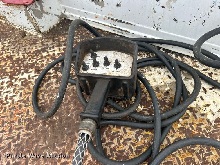 image for item EG1089 2011 Ford F450 Super Duty utility / service truck