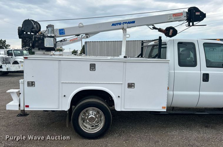 image for item EG1089 2011 Ford F450 Super Duty utility / service truck