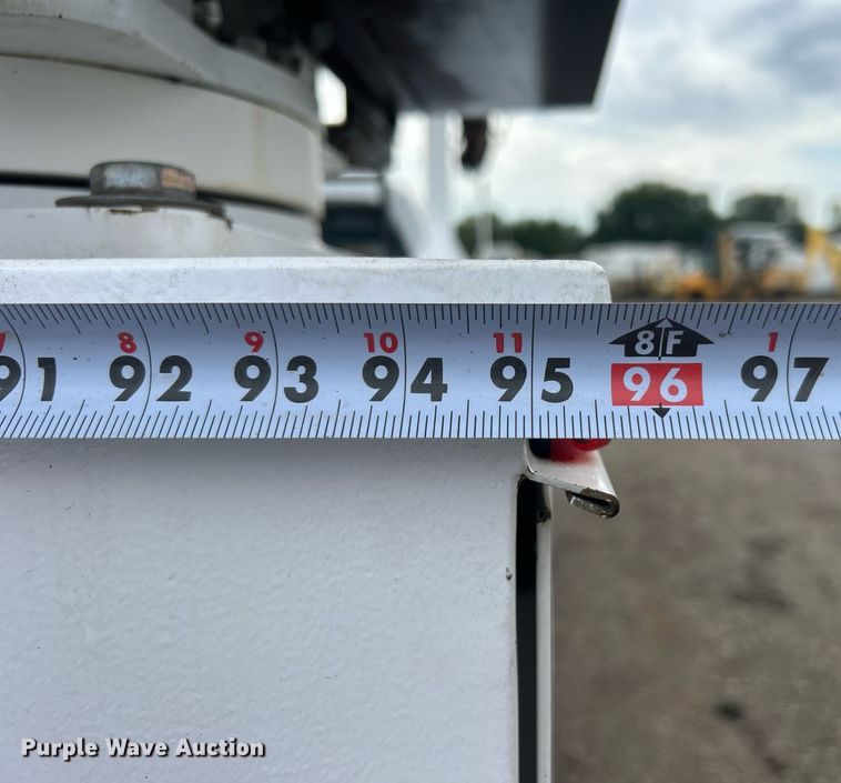 image for item EG1089 2011 Ford F450 Super Duty utility / service truck