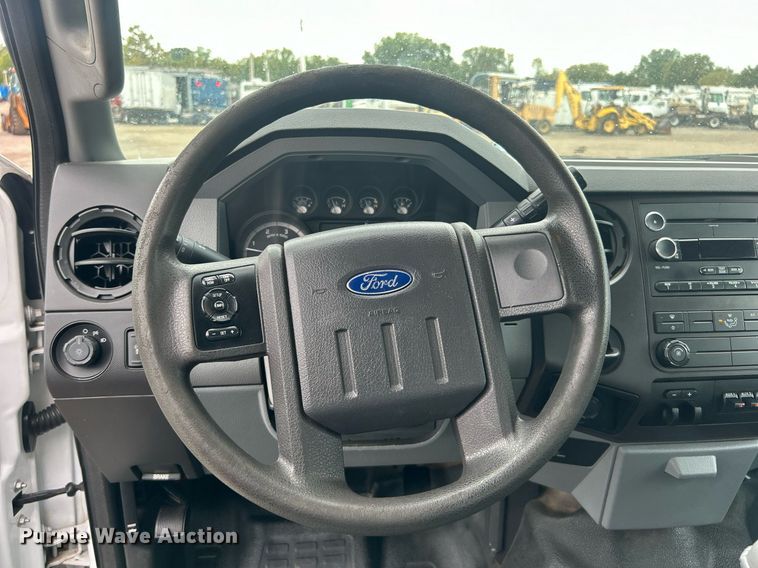 image for item EG1089 2011 Ford F450 Super Duty utility / service truck