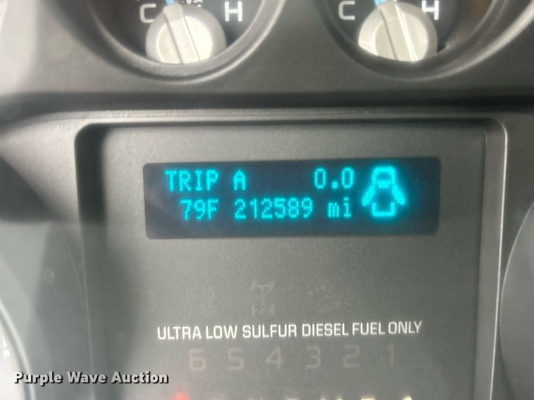 image for item EG1089 2011 Ford F450 Super Duty utility / service truck