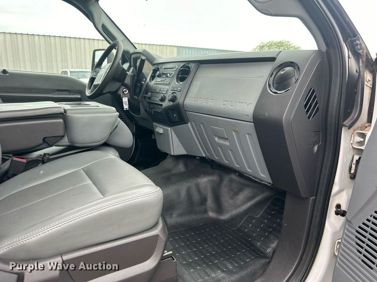 image for item EG1089 2011 Ford F450 Super Duty utility / service truck