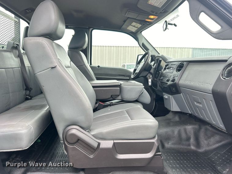 image for item EG1089 2011 Ford F450 Super Duty utility / service truck