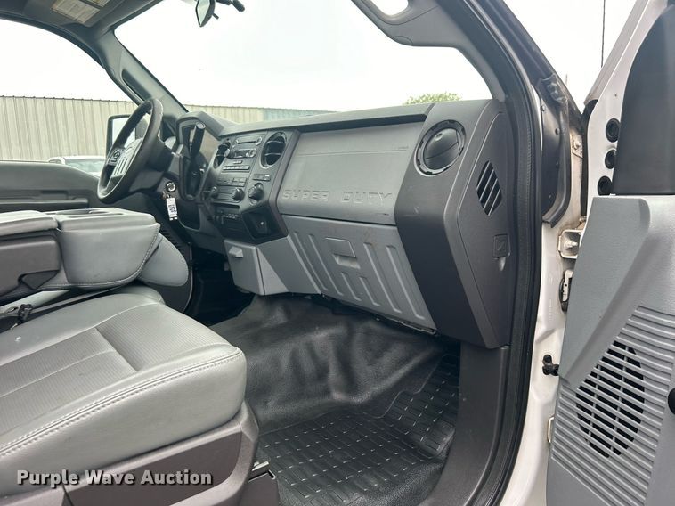 image for item EG1089 2011 Ford F450 Super Duty utility / service truck