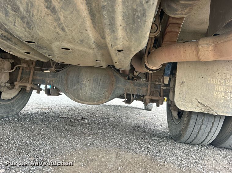 image for item EG1089 2011 Ford F450 Super Duty utility / service truck