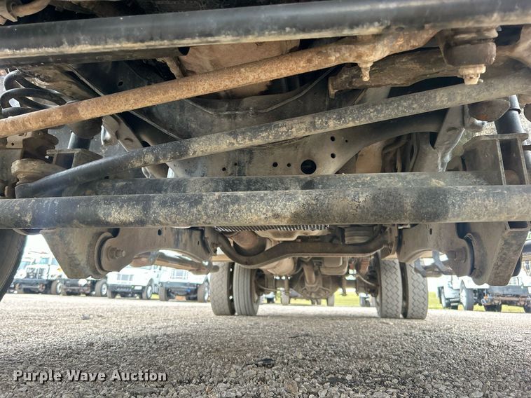 image for item EG1089 2011 Ford F450 Super Duty utility / service truck