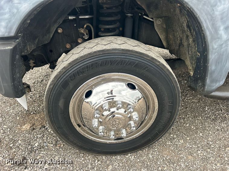 image for item EG1089 2011 Ford F450 Super Duty utility / service truck