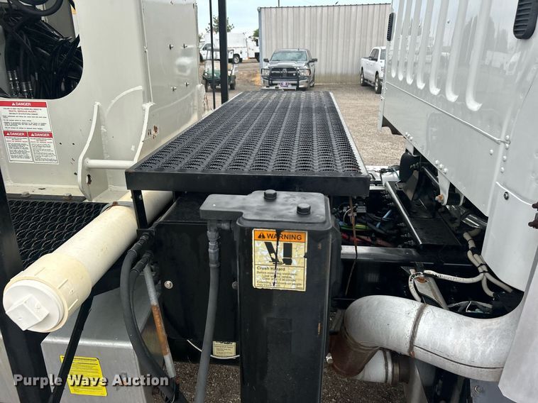 image for item EG1090 2012 Freightliner  Business Class M2 crane truck