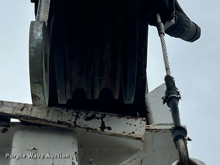 image for item EG1090 2012 Freightliner  Business Class M2 crane truck