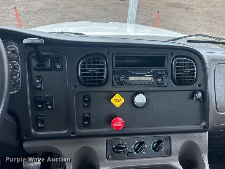 image for item EG1090 2012 Freightliner  Business Class M2 crane truck