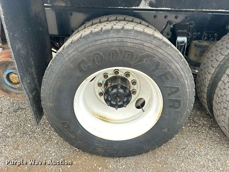 image for item EG1090 2012 Freightliner  Business Class M2 crane truck