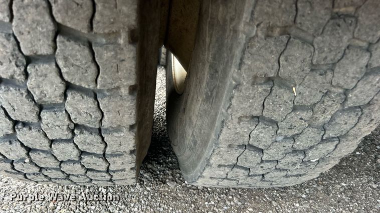 image for item EG1090 2012 Freightliner  Business Class M2 crane truck