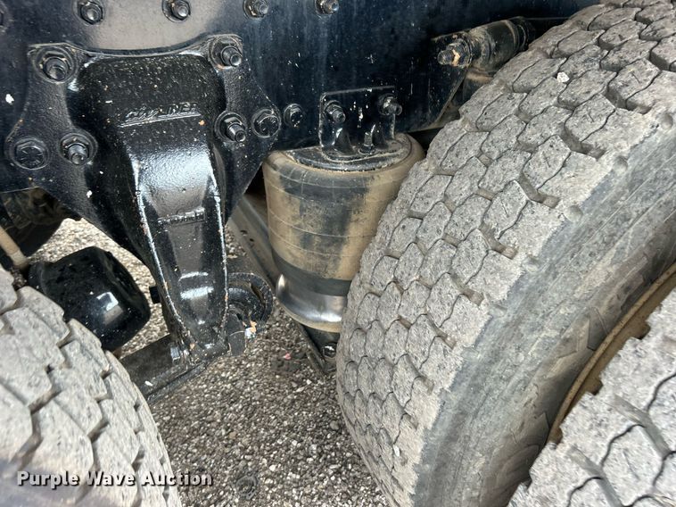 image for item EG1090 2012 Freightliner  Business Class M2 crane truck