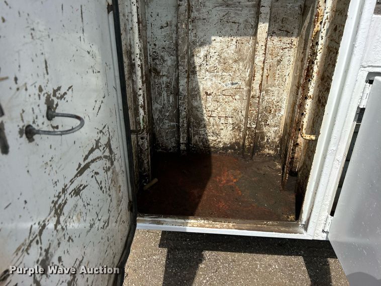 image for item EG1091 2007 Freightliner  Business Class M2 crane truck